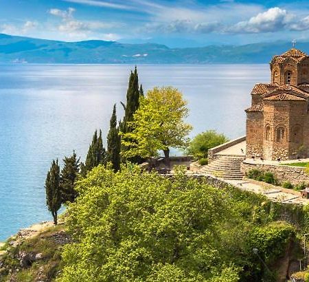 Manhattan Ohrid Buitenkant foto